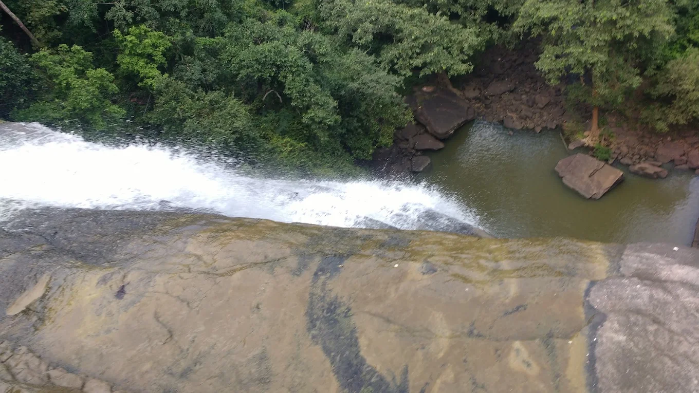 Gundala Waterfalls